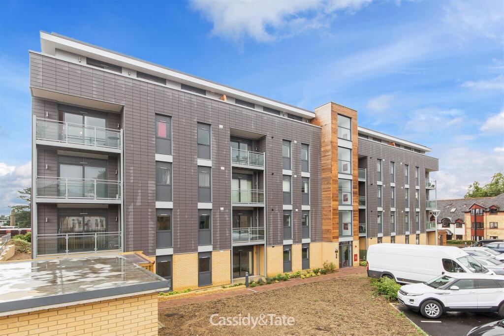 Additional image 24 of Newsom Place, St Albans