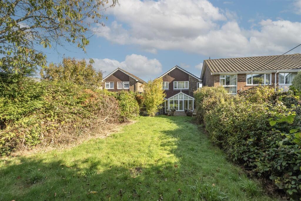 Additional image 12 of Aldwickbury Crescent, Harpenden