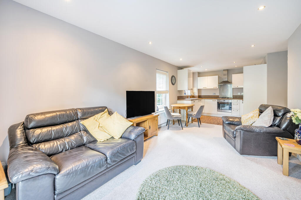 Additional image 9 of Station Road, Harpenden, AL5