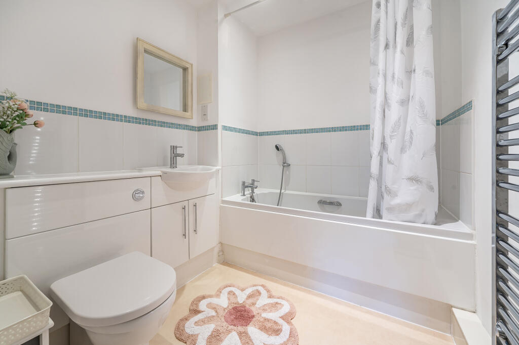 Additional image 7 of Station Road, Harpenden, AL5