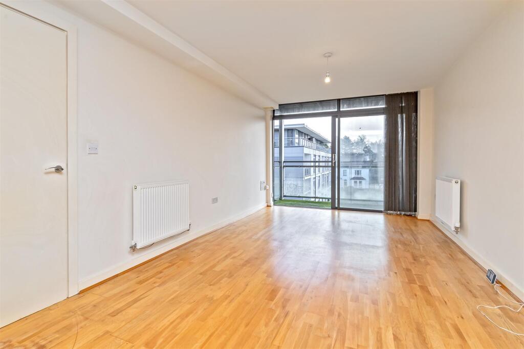 Additional image 12 of Hatfield Road, St. Albans