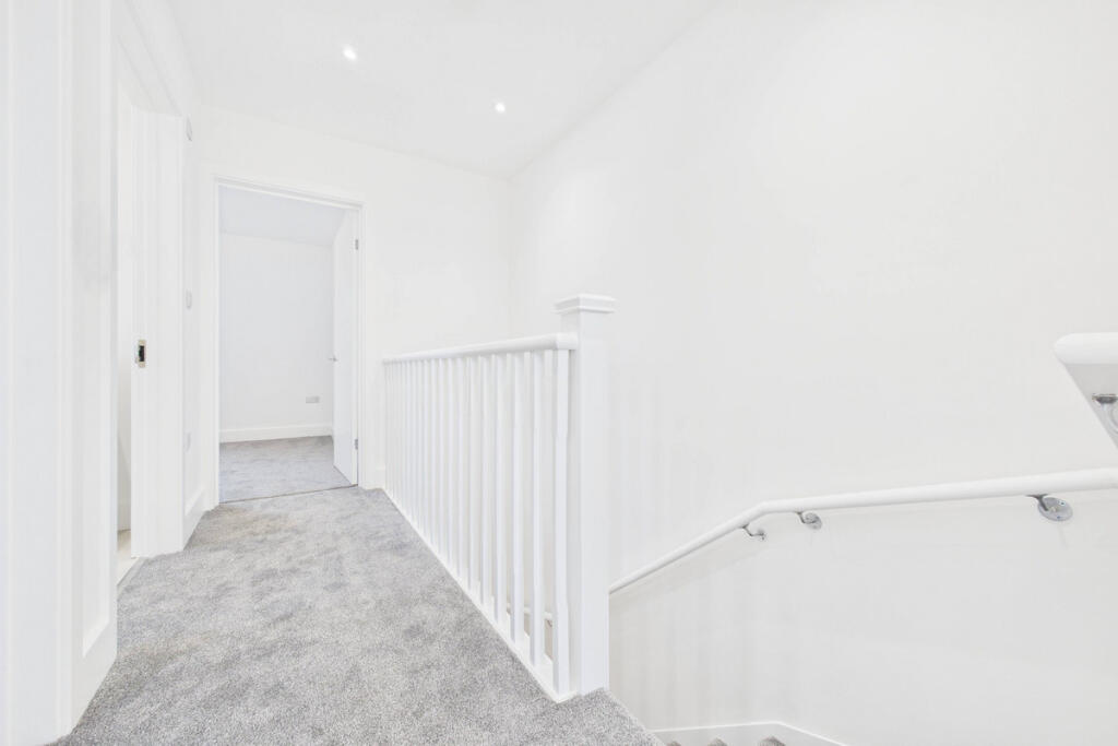 Additional image 17 of 73 Hardewick Place, St. Albans, AL2