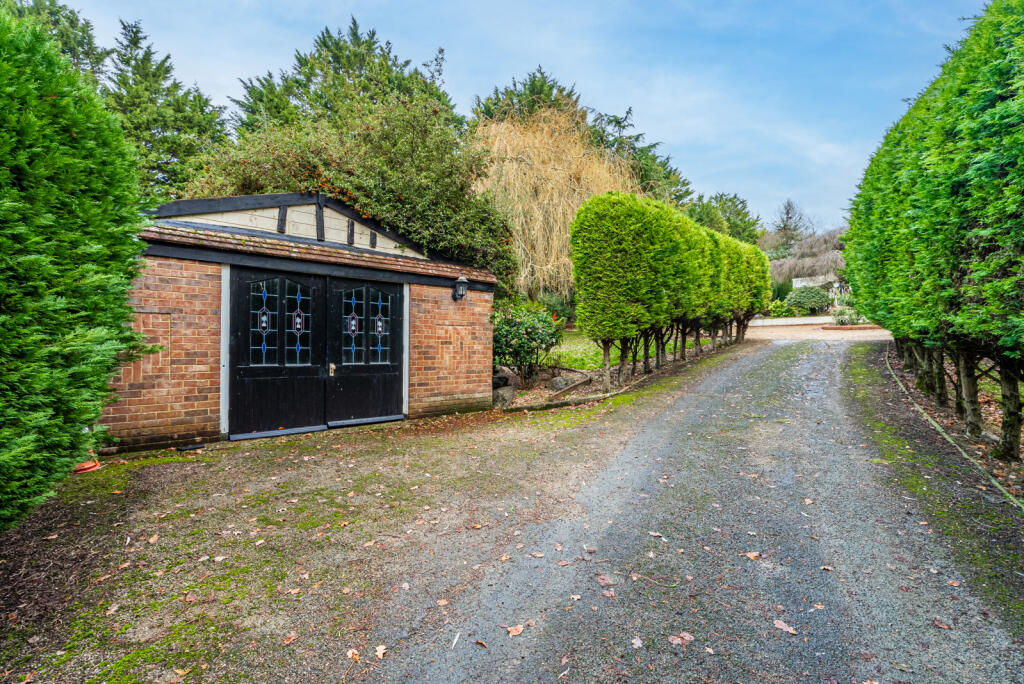 Additional image 16 of Delmer End Lane, Flamstead, St. Albans, Hertfordshire, AL3