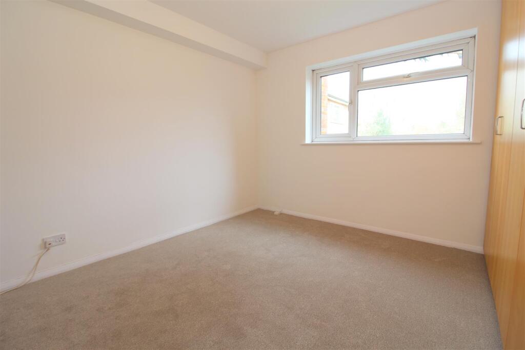 Additional image 6 of Avenue Road, St. Alban, Hertfordshire