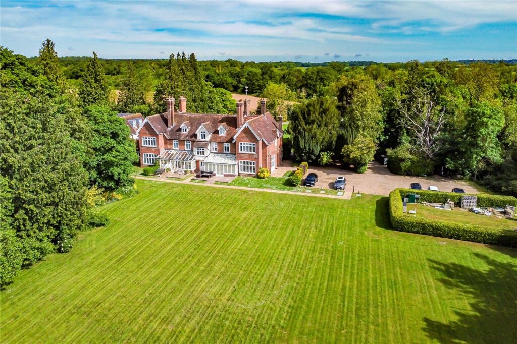 Additional image 10 of Astwick Manor, Coopers Green Lane, Hatfield, Hertfordshire, AL10