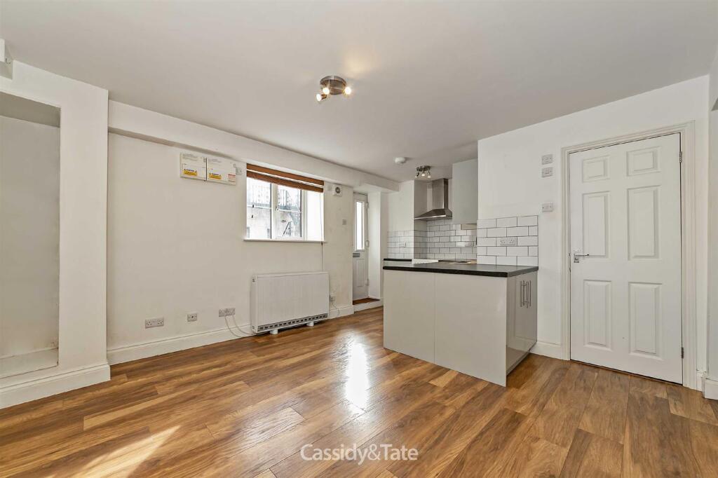 Additional image 2 of D`ennis Court, Grange Street, St Albans