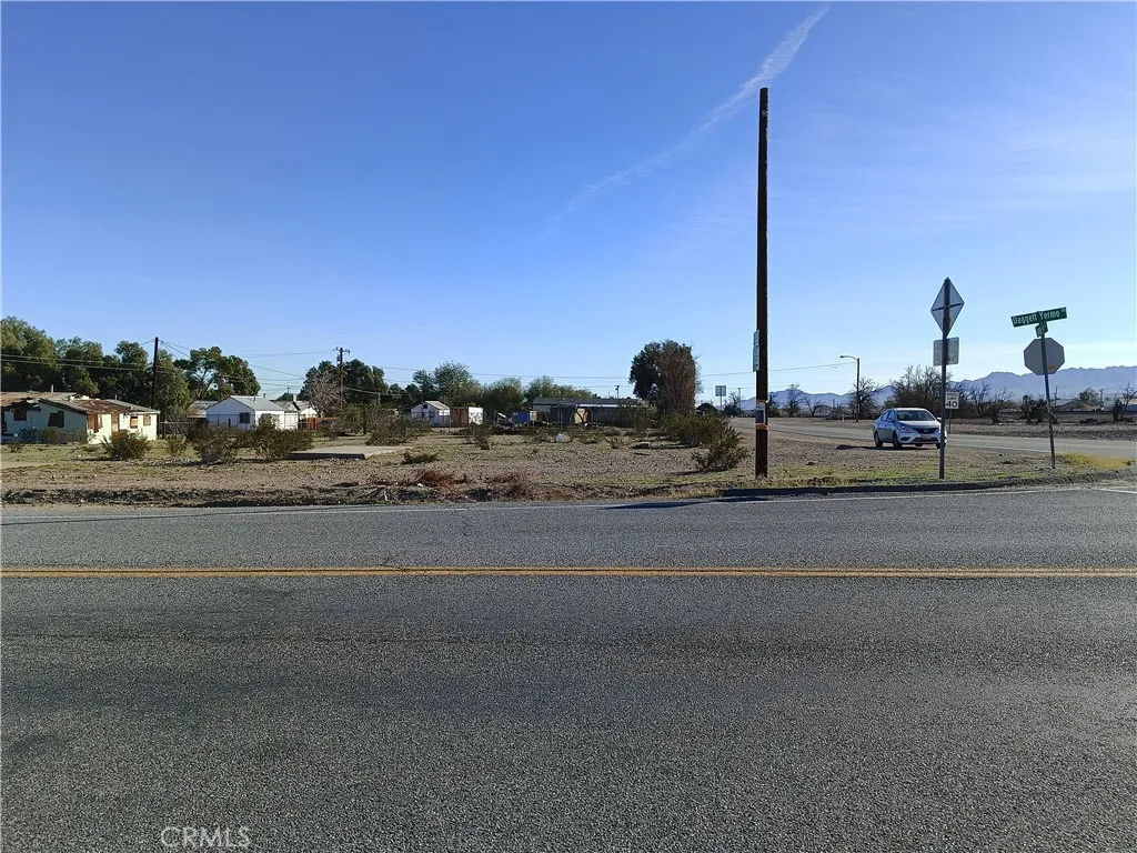 Additional image 2 of 10 Santa Fe Street, Daggett, CA 92327