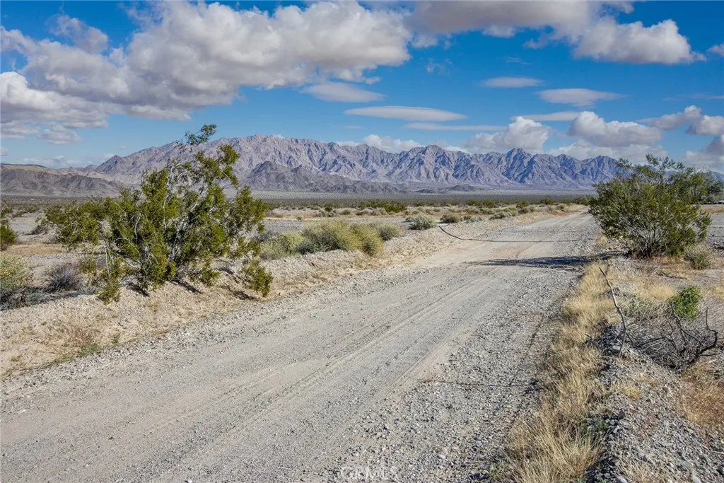 Additional image 4 of 85776 Sunrise Way, 29 Palms, CA 92277