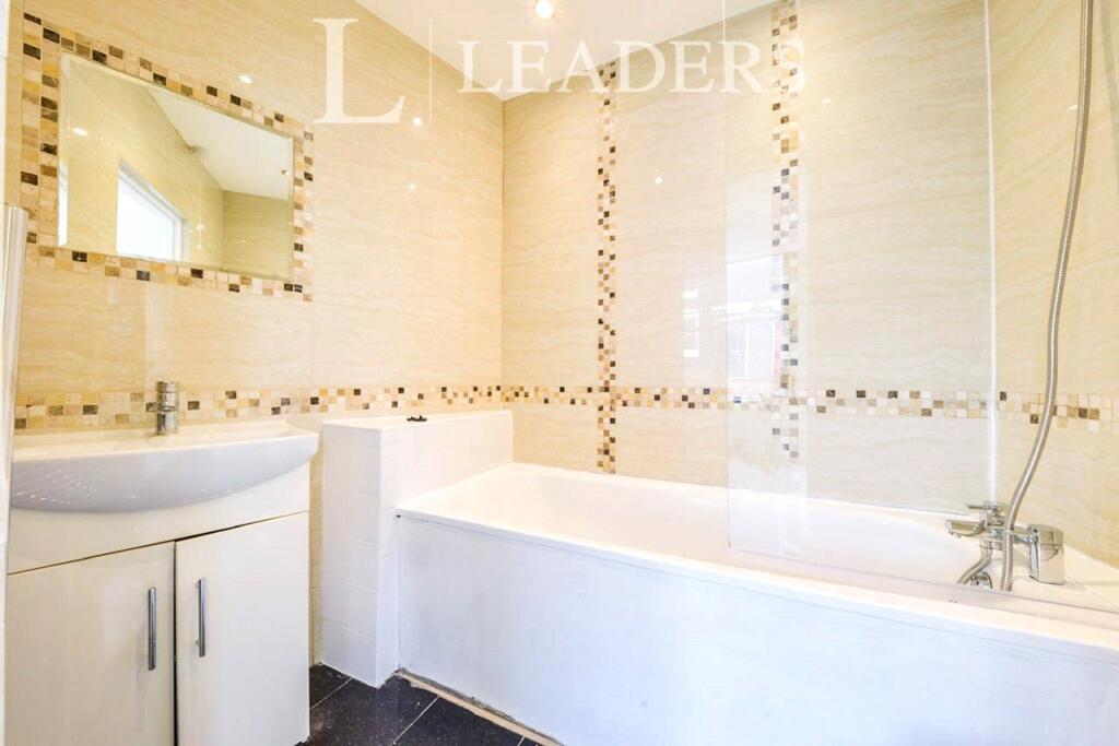 Additional image 5 of Catherine Street, AL3