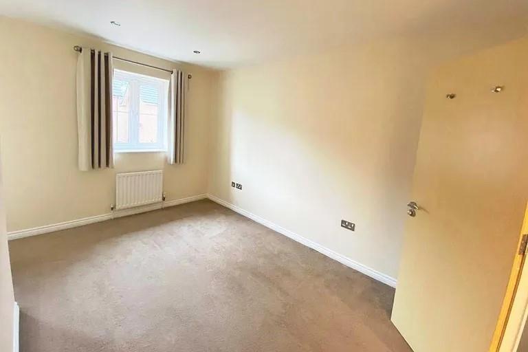 Additional image 6 of Avian Avenue, Curo Park, Frogmore, St Albans, AL2