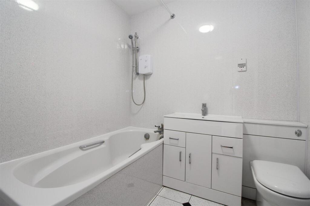 Additional image 8 of Avenue Road, St. Alban, Hertfordshire