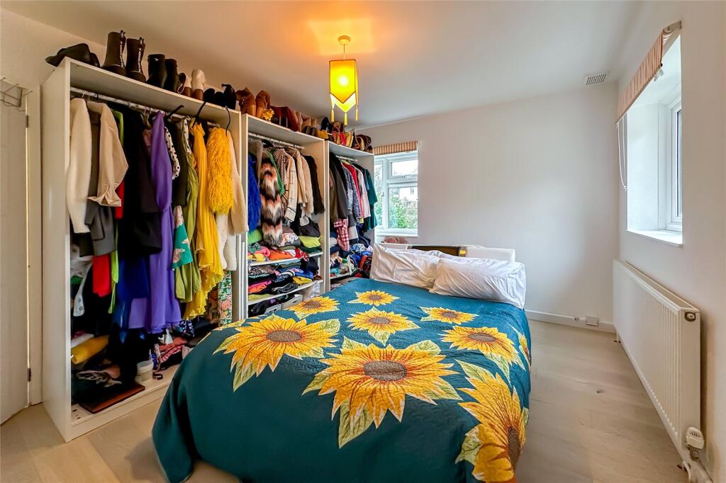 Additional image 8 of Roundfield Avenue, Harpenden, Hertfordshire, AL5