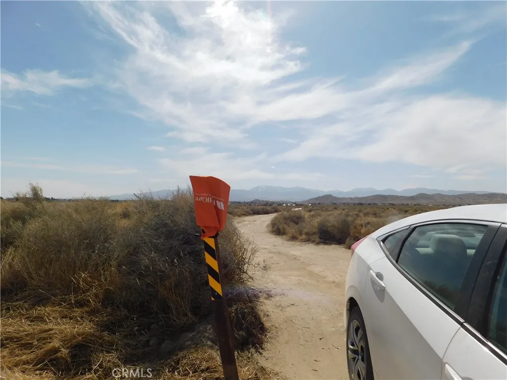 Additional image 9 of 6 Avenue M, Lake Los Angeles, CA 93536