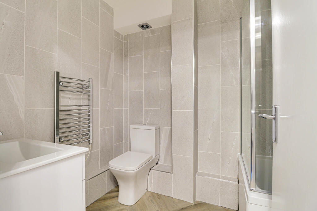 Additional image 8 of Aysgarth Close, Harpenden, AL5