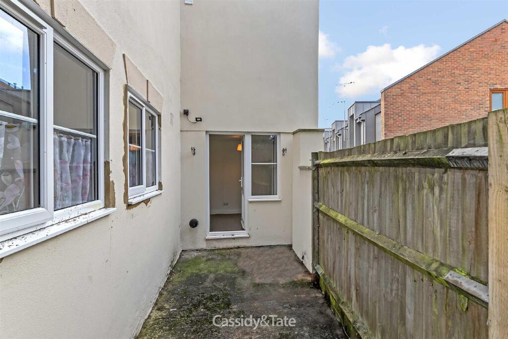Additional image 12 of D`ennis Court, Grange Street, St Albans