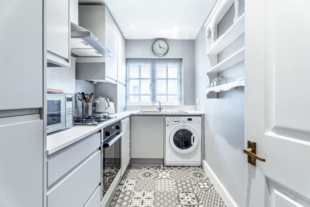 Additional image 7 of Avenue Road, St Albans, Herts, AL1