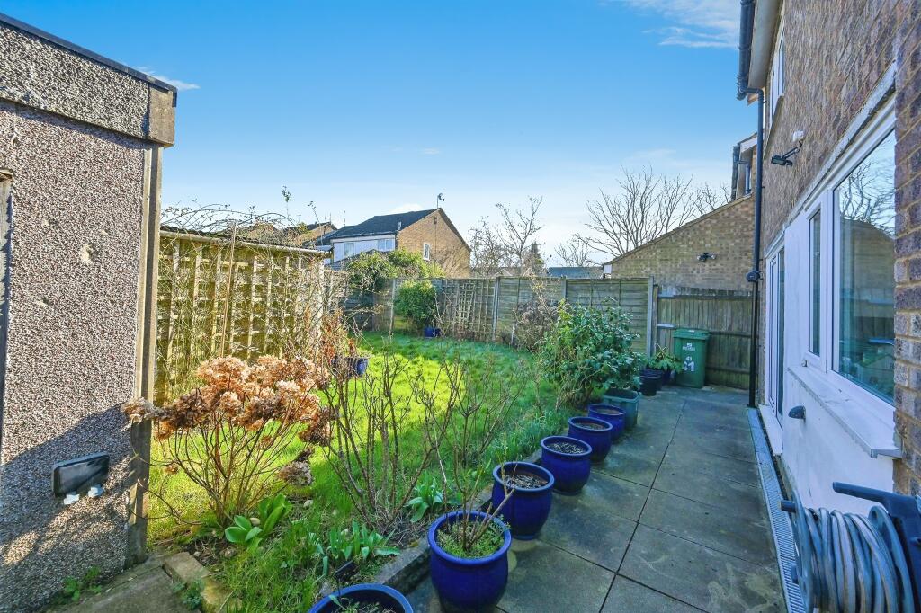 Additional image 9 of Maplefield, Park Street, St. Albans