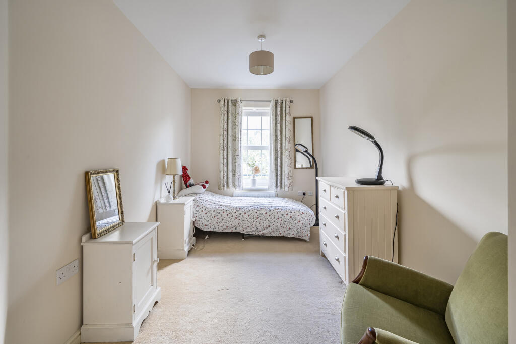 Additional image 6 of Station Road, Harpenden, AL5