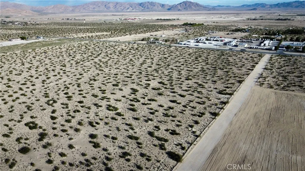 Additional image 6 of 787 Jingal Road, Lucerne Valley, CA 92356