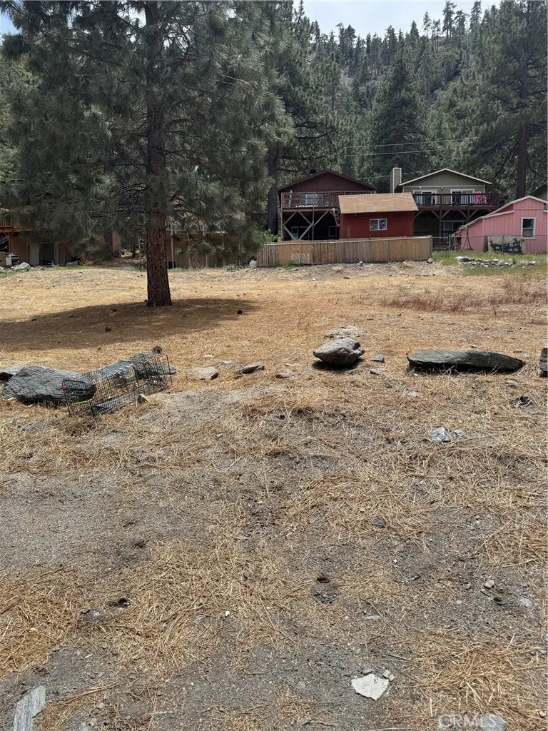 Additional image 4 of 999 Buckthorn Road, Wrightwood, CA 92397