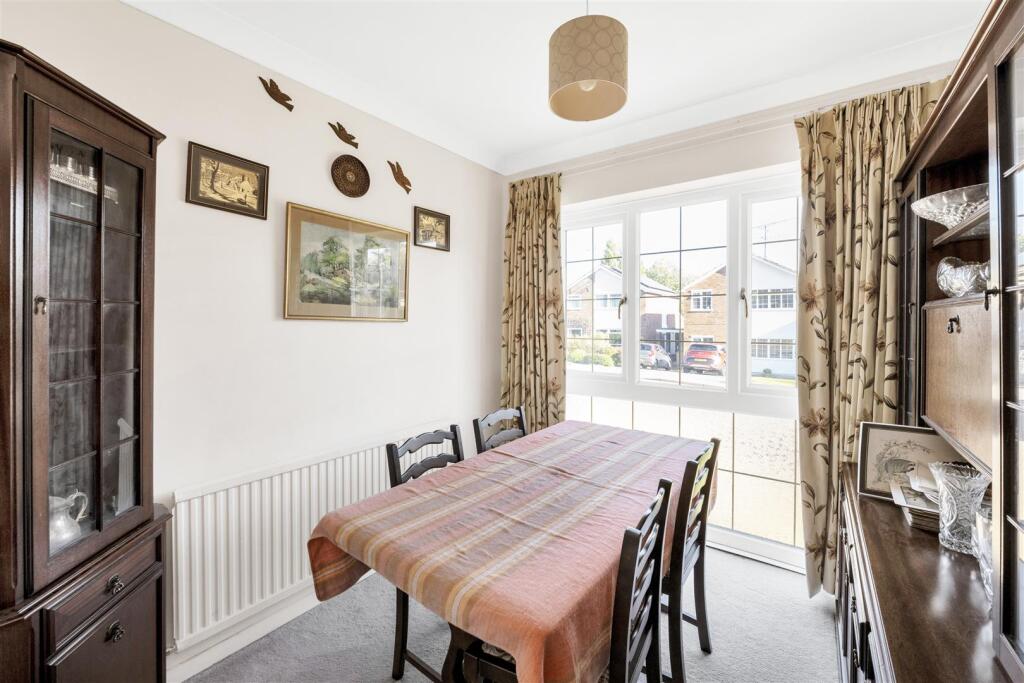 Additional image 3 of Aldwickbury Crescent, Harpenden