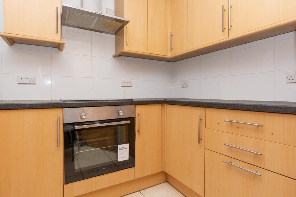 Additional image 16 of Waverley Road, St. Albans