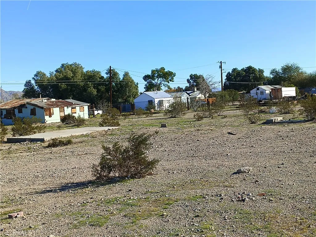 Additional image 4 of 10 Santa Fe Street, Daggett, CA 92327