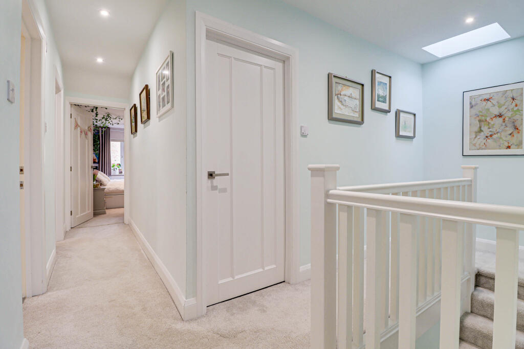 Additional image 21 of Luton Road, Harpenden, AL5