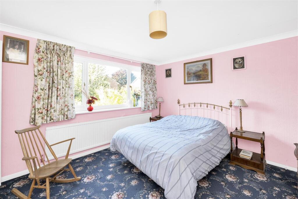 Additional image 6 of Aldwickbury Crescent, Harpenden