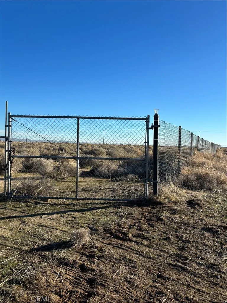 Additional image 18 of 53 Vac/Vic, Lancaster, CA 93536