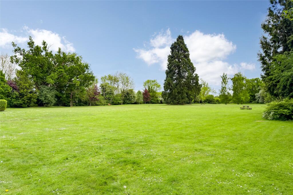 Additional image 11 of Astwick Manor, Coopers Green Lane, Hatfield, Hertfordshire, AL10