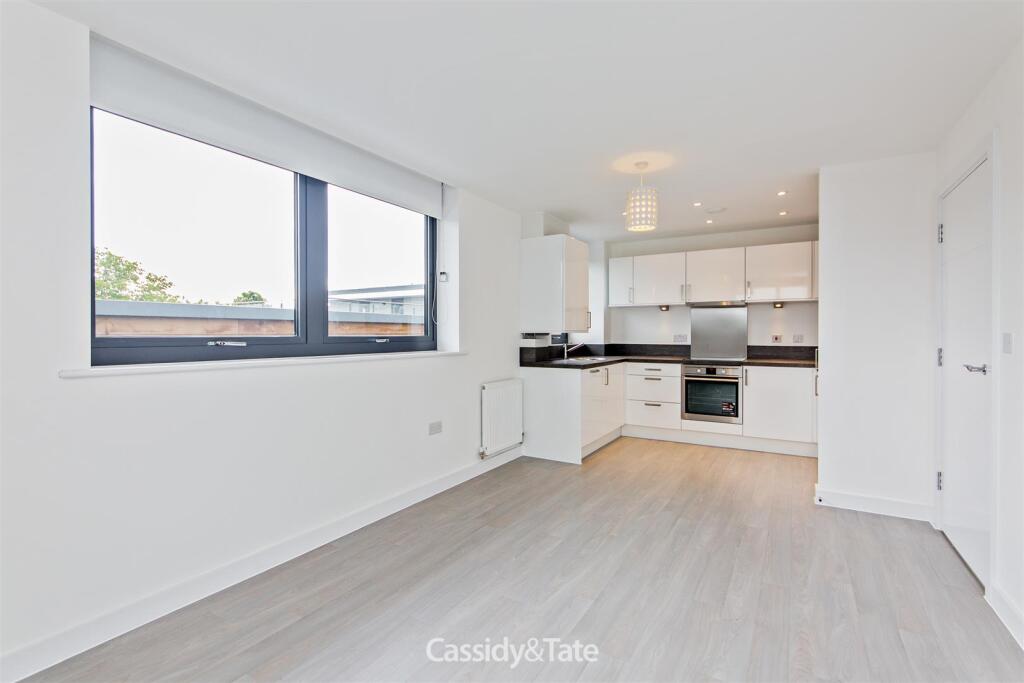 Additional image 4 of Newsom Place, St Albans