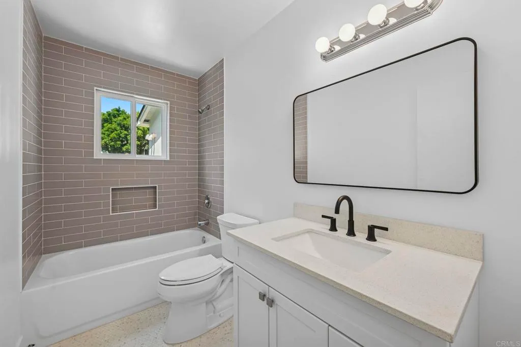 Additional image 25 of 1936 Broadway, San Diego, CA 92102