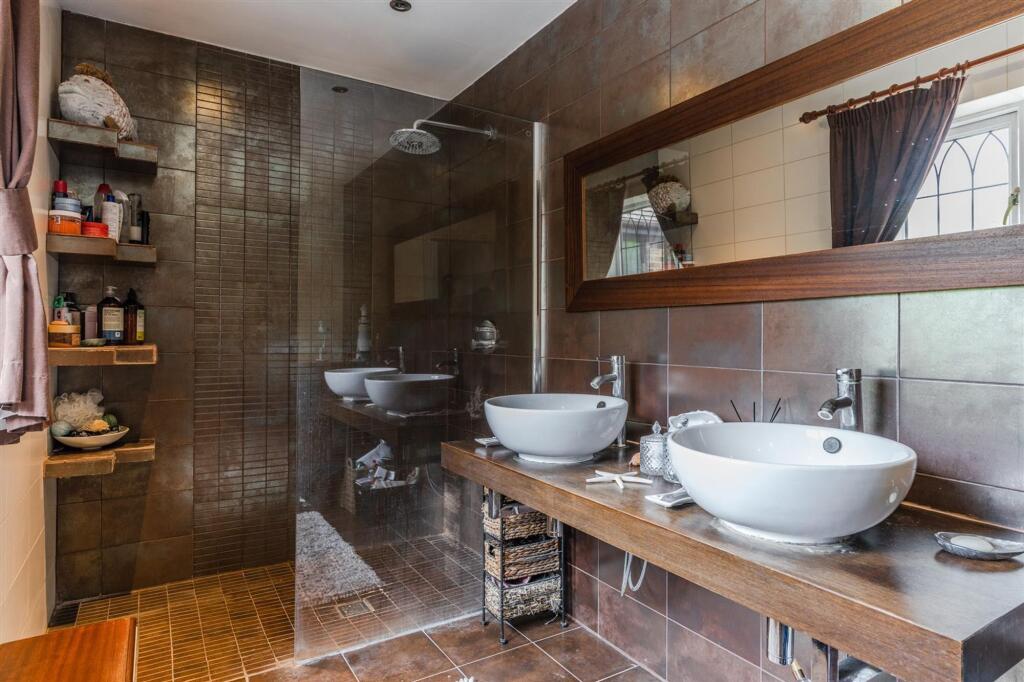 Additional image 13 of Old Parkbury Lane, Colney Street, AL2