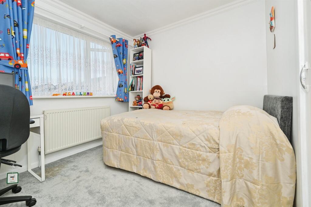 Additional image 5 of Maplefield, Park Street, St. Albans