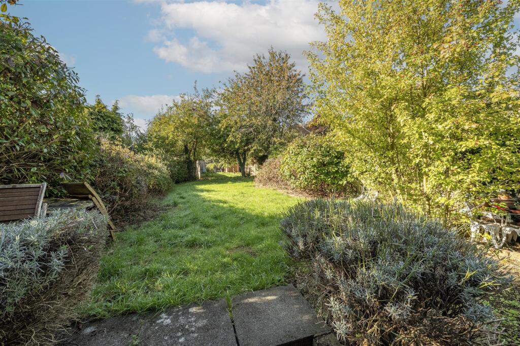 Additional image 11 of Aldwickbury Crescent, Harpenden