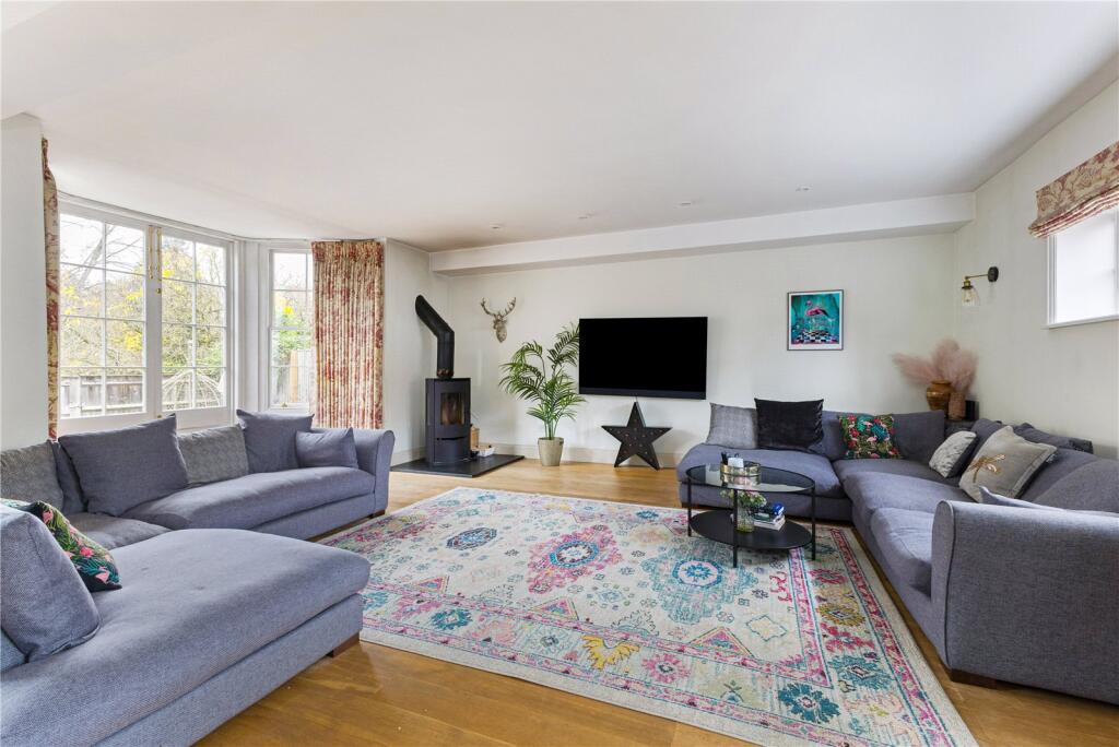 Additional image 4 of Lamer Mews, Lamer Lane, Wheathampstead, St Albans, AL4