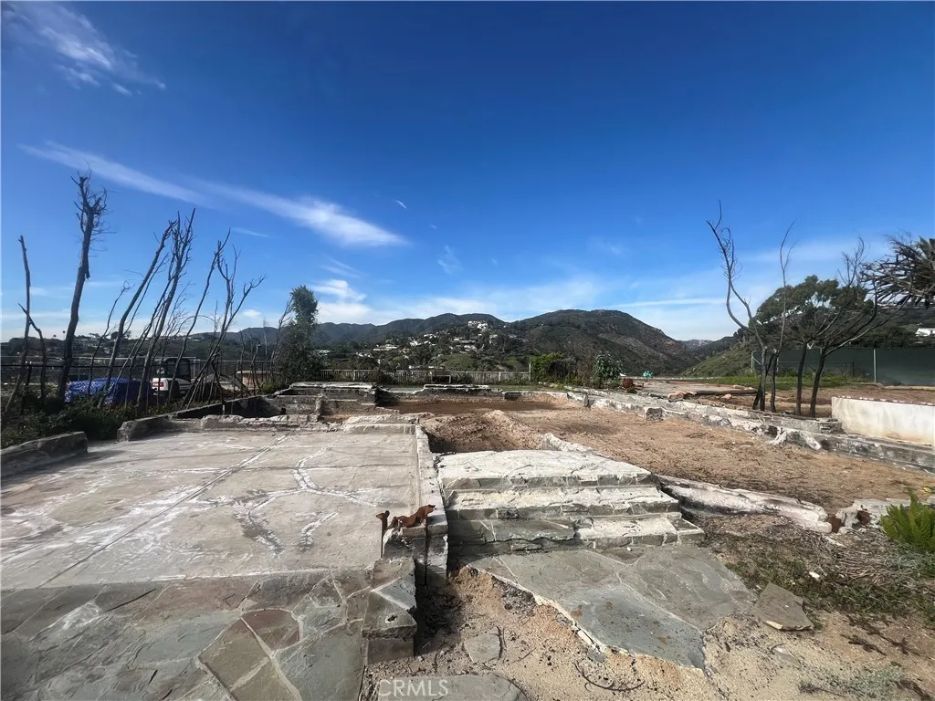 Additional image 3 of 17053 Bollinger Drive, Pacific Palisades, CA 90272