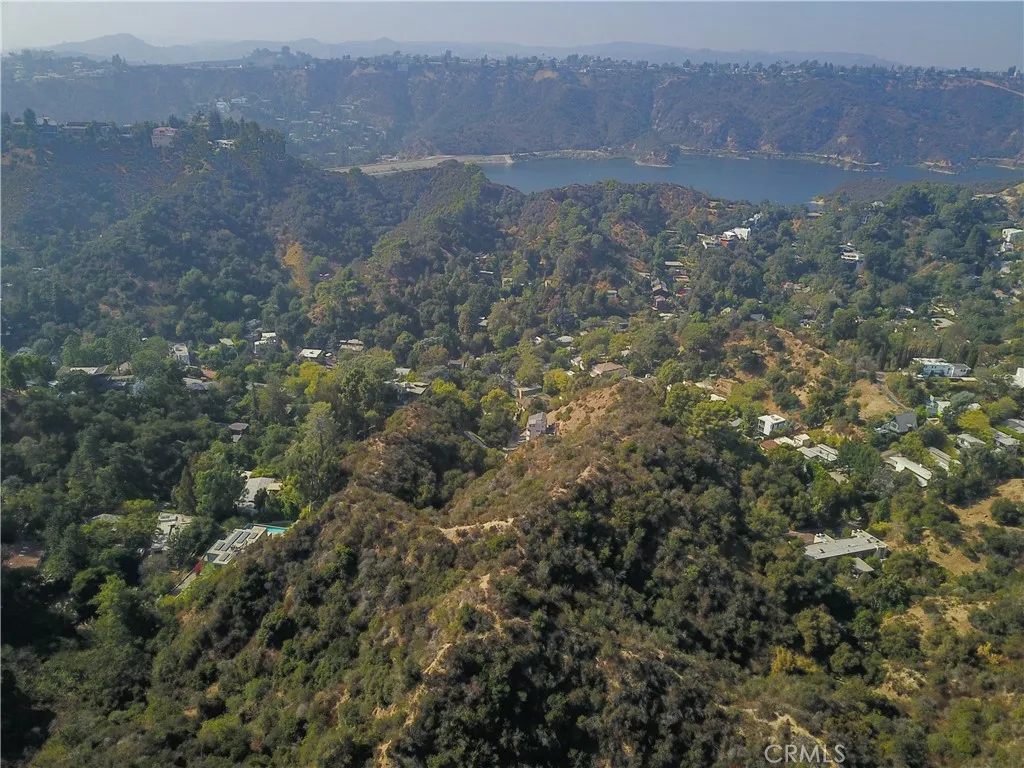 Additional image 8 of 10331 W Tupelo Lane, Los Angeles, CA 90077