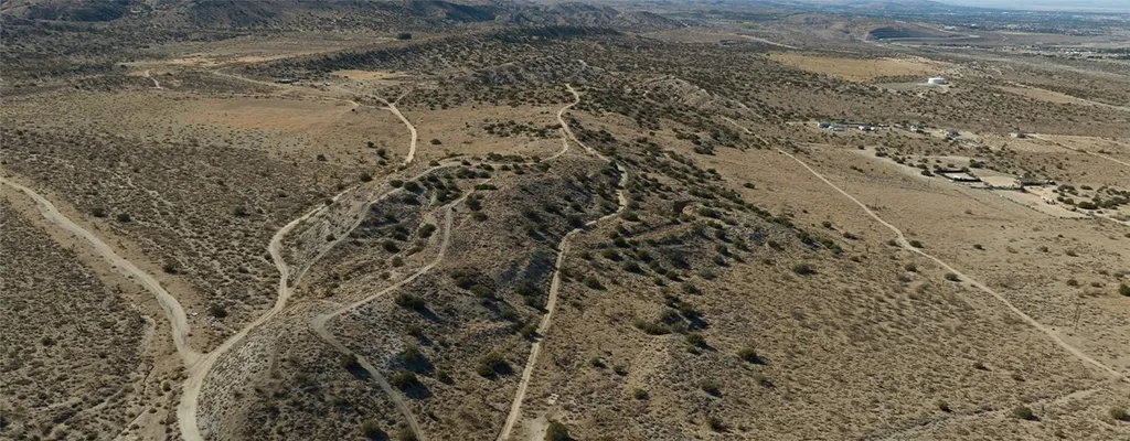 Additional image 9 of 7 Jeep Road, Littlerock, CA 93543