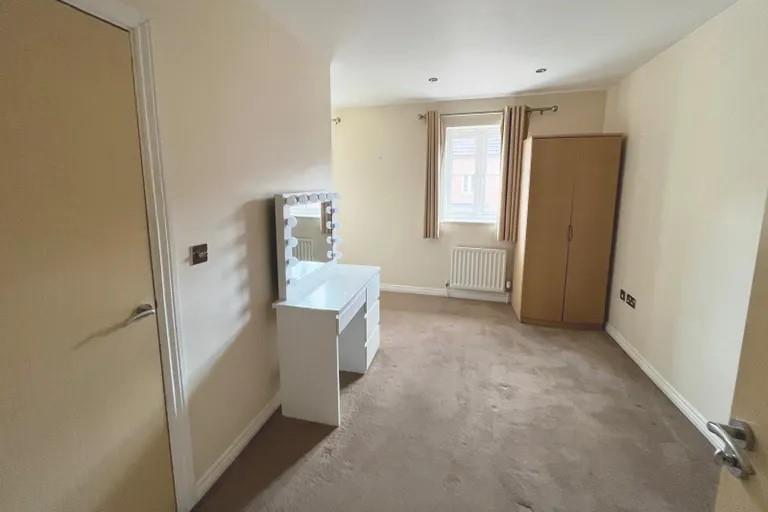 Additional image 8 of Avian Avenue, Curo Park, Frogmore, St Albans, AL2