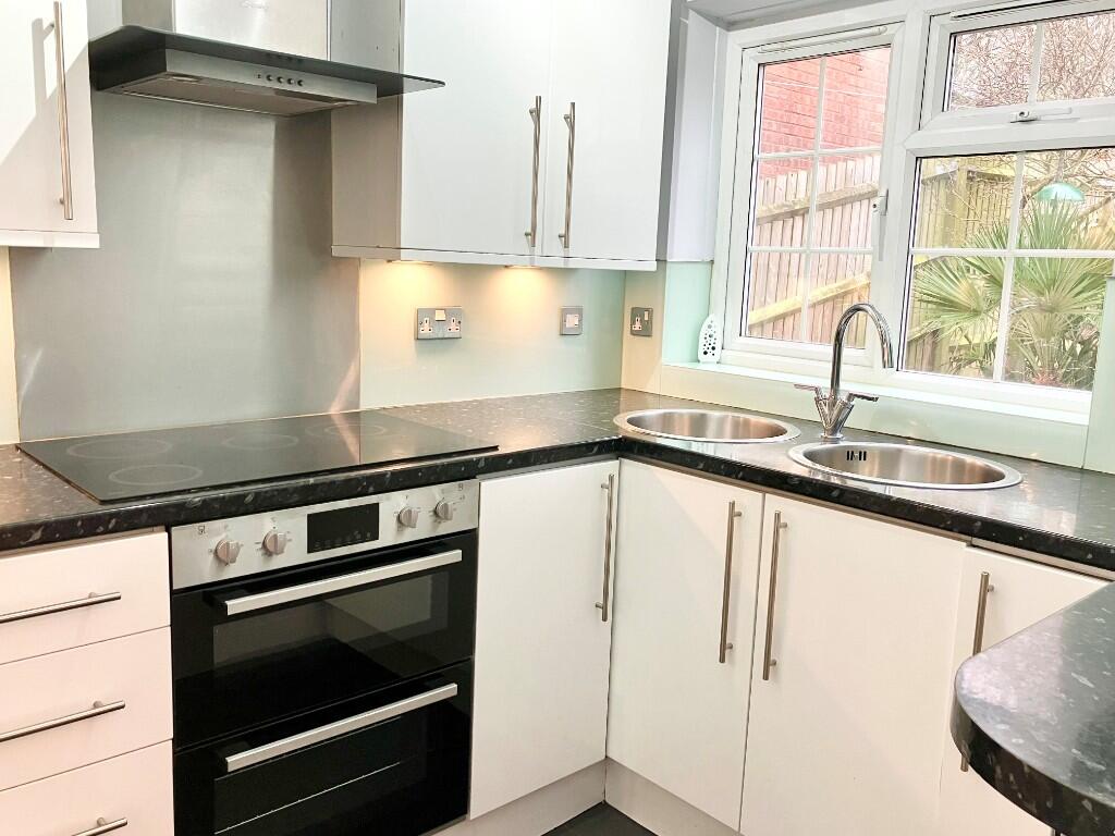 Additional image 7 of Ashdales, St. Albans, Hertfordshire, AL1 2RA