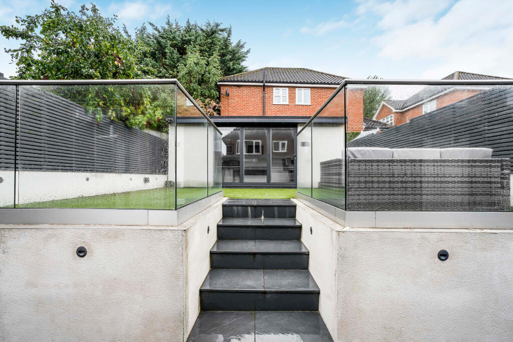 Additional image 20 of Lybury Lane, Redbourn, AL3