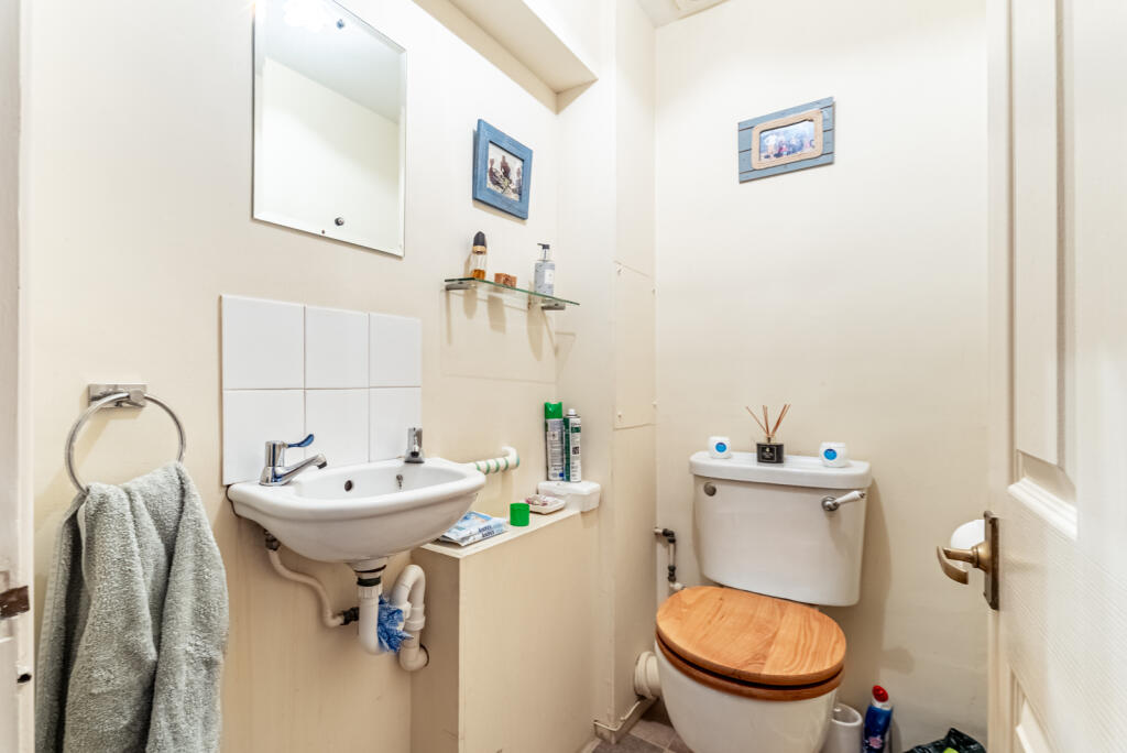 Additional image 10 of Brewhouse Hill, Wheathampstead, St. Albans, Hertfordshire, AL4