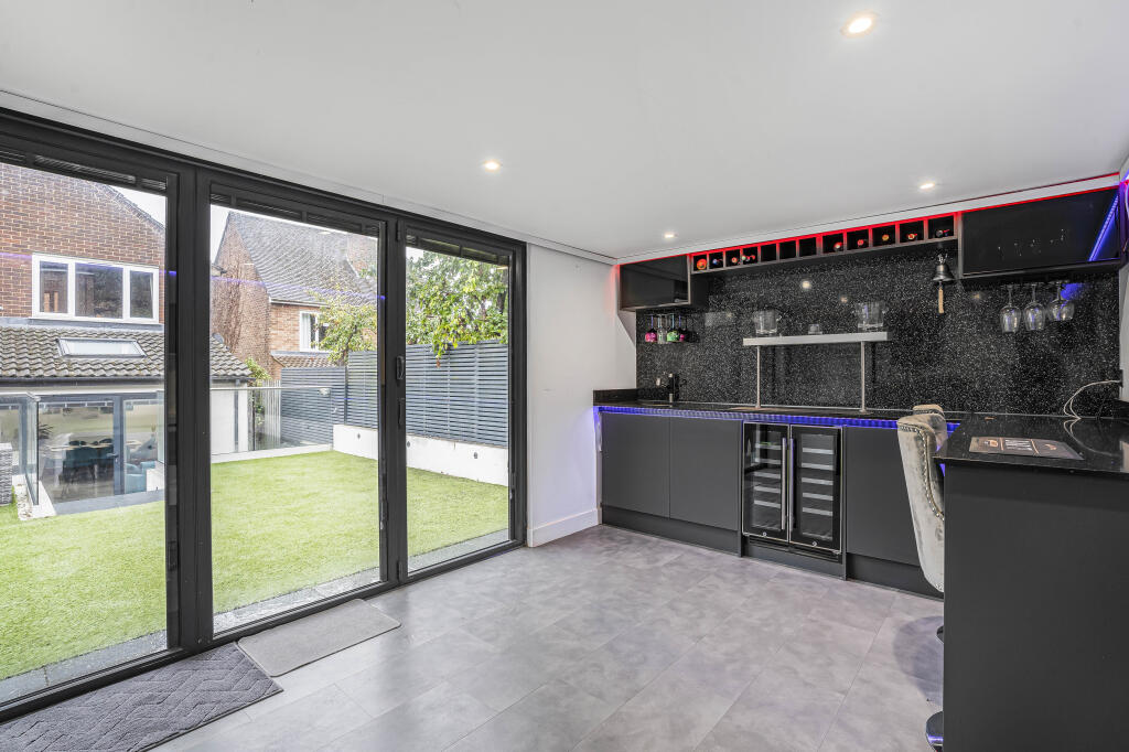 Additional image 23 of Lybury Lane, Redbourn, AL3