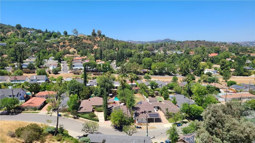 Additional image 4 of 35 Torreon Drive, Woodland Hills, CA 91364