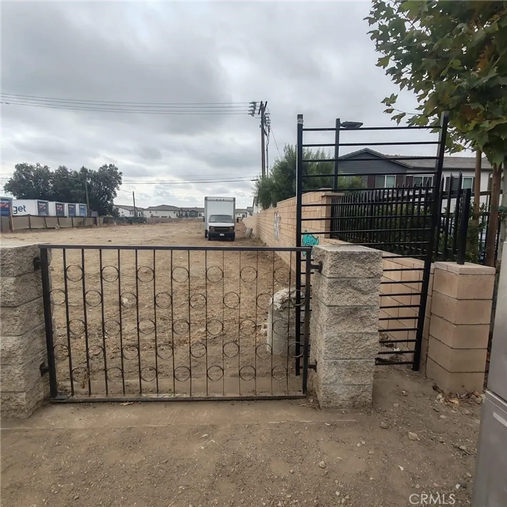 Additional image 7 of 14043 Foothill Blvd, Fontana, CA 92335