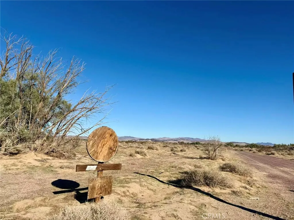 Additional image 4 of 32467 Lakeview Ave, Newberry Springs, CA 92365