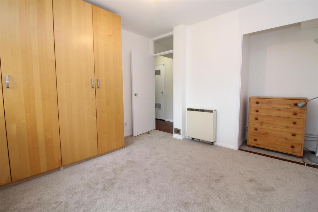 Additional image 7 of Avenue Road, St. Alban, Hertfordshire