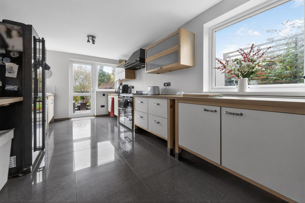 Additional image 7 of Cavendish Road, St. Albans, AL3